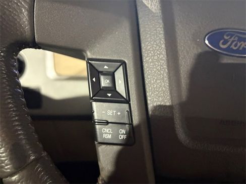 Used 2012 Ford F150 Lariat w/ Lariat Chrome Pkg image 21