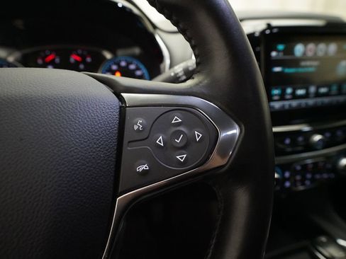 Used 2018 Chevrolet Traverse LT image 19