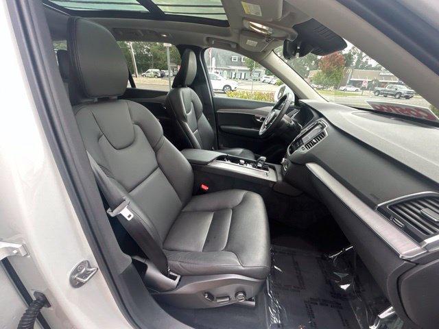 Certified 2025 Volvo XC90 B5 Core AWD/4WD image 15