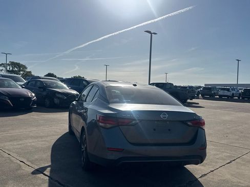 Certified 2023 Nissan Sentra SV w/ All-Weather Package FWD image 17