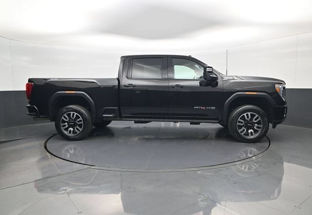 Used 2022 GMC Sierra 2500 AT4 w/ Snow Plow Prep/Camper Package AWD/4WD image 4