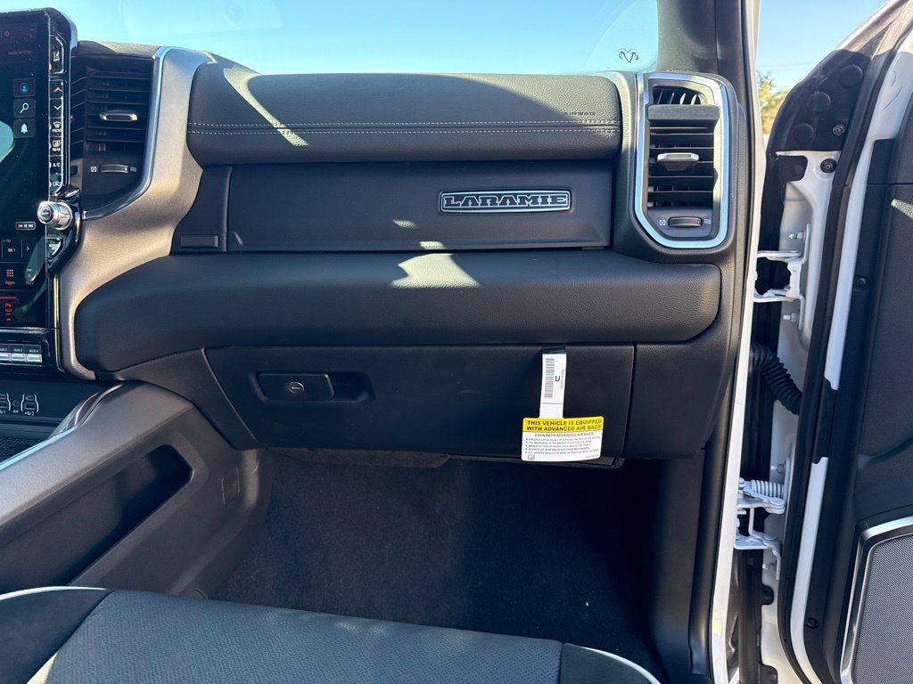 New 2027 RAM 2500 Laramie w/ Night Edition AWD/4WD image 28