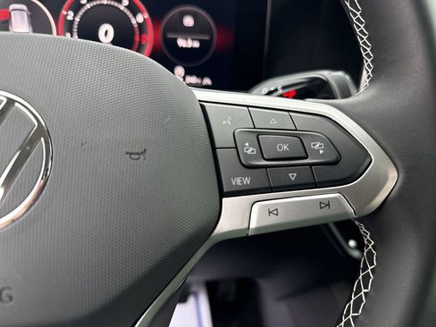 New 2026 Volkswagen Tiguan SE image 20