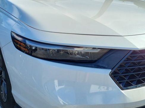 Used 2023 Honda Accord EX image 8