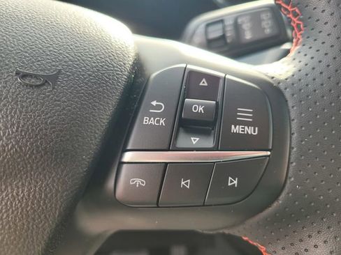 Certified 2025 Ford Escape ST-Line image 26