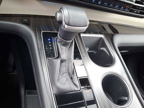 Certified 2021 Toyota Sienna Platinum image 21