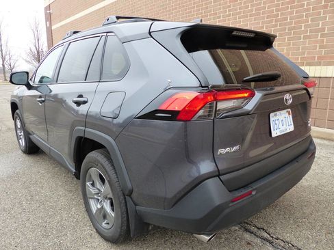 Used 2025 Toyota RAV4 XLE w/ Convenience Package image 8