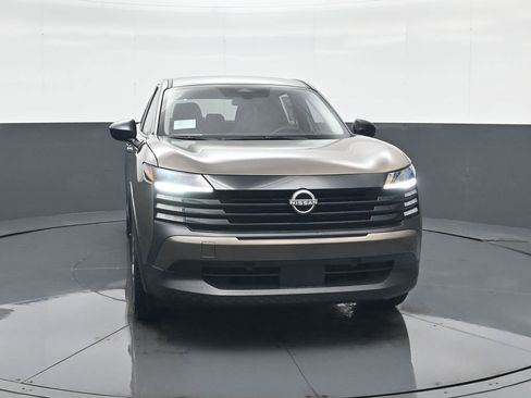 New 2026 Nissan Kicks S image 2