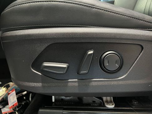 Used 2022 Kia Sorento SX AWD/4WD image 19