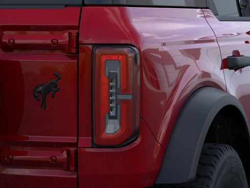 New 2026 Ford Bronco Outer Banks w/ Black Appearance Package AWD/4WD image 25