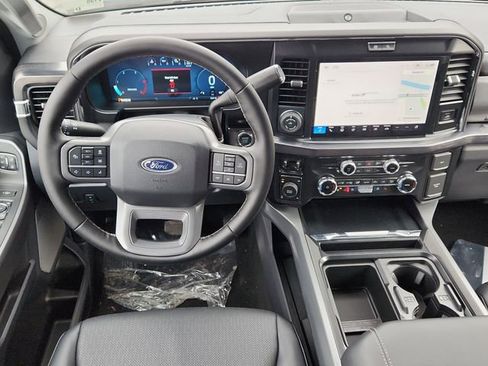 New 2026 Ford F250 Lariat w/ Black Appearance Package AWD/4WD image 11