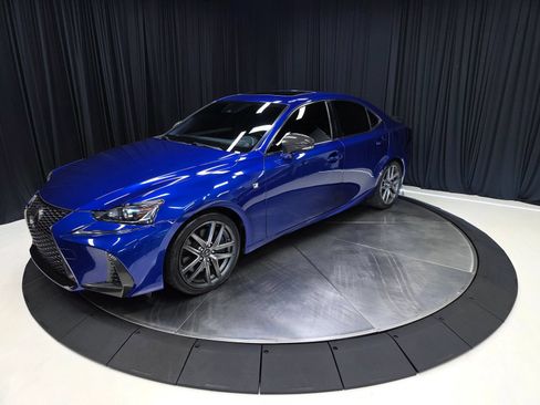 Used 2017 Lexus IS 350 F Sport RWD image 9