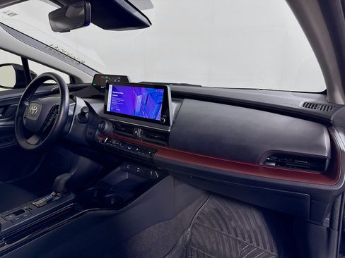 Used 2024 Toyota Prius Prime image 27