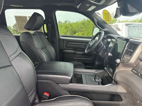 Used 2024 RAM 3500 Limited image 14