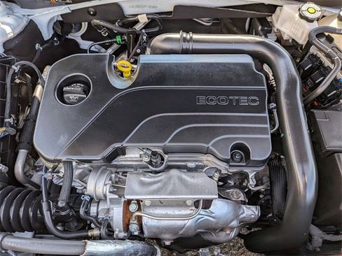 Used 2023 Chevrolet Malibu LT image 30