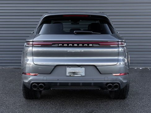New 2026 Porsche Cayenne S AWD/4WD image 6