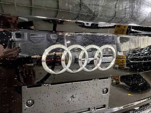 Used 2019 Audi Q7 3.0T Premium Plus w/ Premium Plus Package AWD/4WD image 10