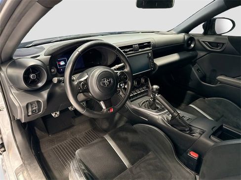 Certified 2024 Toyota GR86 Premium image 8