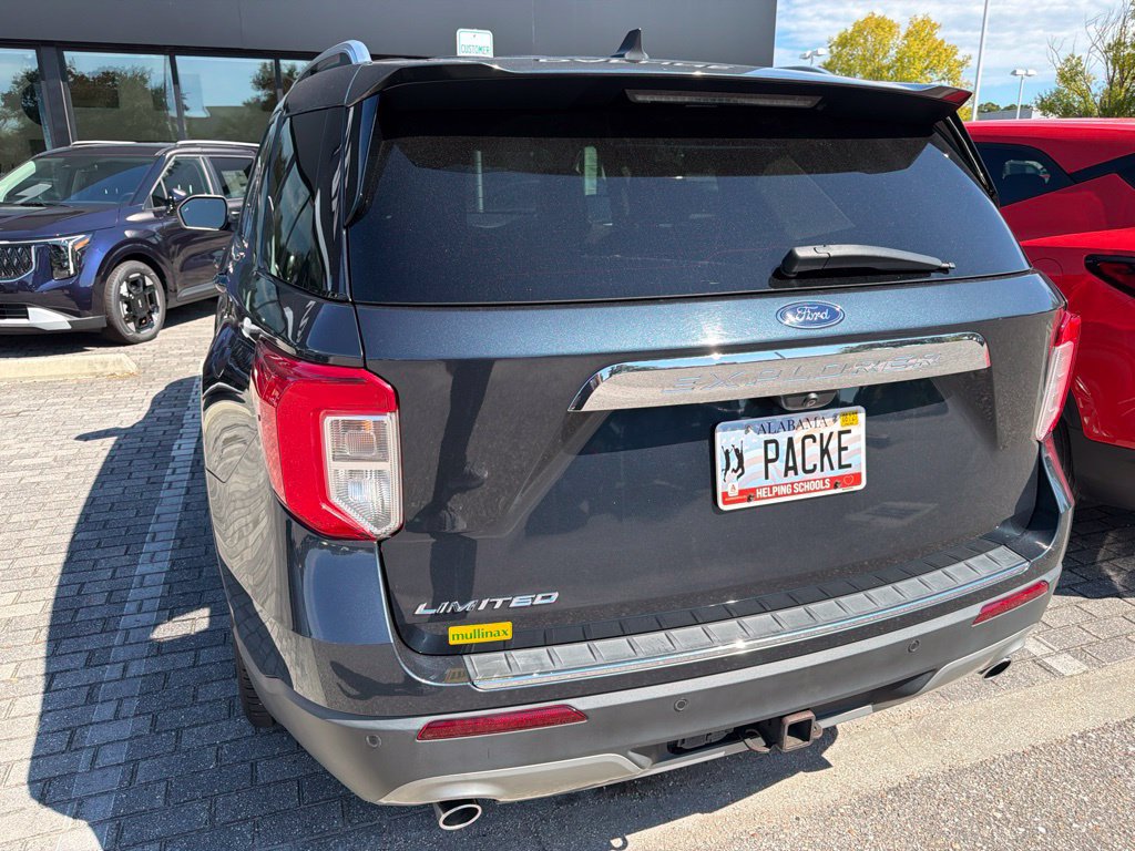 Used 2023 Ford Explorer Limited w/ Limited Technology Package RWD image 9