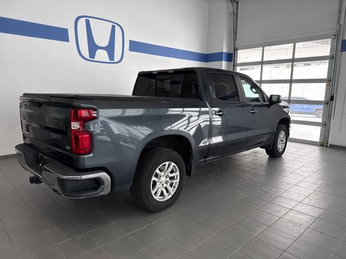 Used 2019 Chevrolet Silverado 1500 LT w/ All-Star Edition image 3