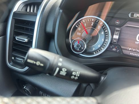 Used 2019 RAM 1500 Big Horn AWD/4WD image 28