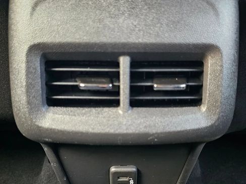 Used 2020 Chevrolet Equinox LT AWD/4WD image 11