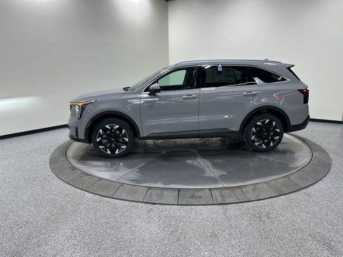 New 2026 Kia Sorento EX image 8