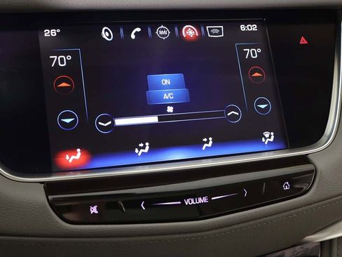 Used 2018 Cadillac XT5 Luxury w/ Driver Awareness Package image 53