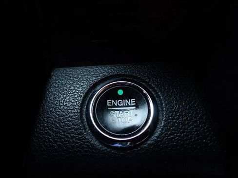 Used 2019 Ford F150 Lariat RWD image 24
