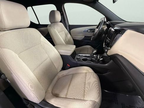 Used 2023 Chevrolet Traverse LS w/ Safety Package FWD image 33