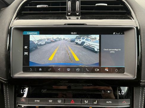 Used 2019 Jaguar F-PACE R-Sport AWD/4WD image 27