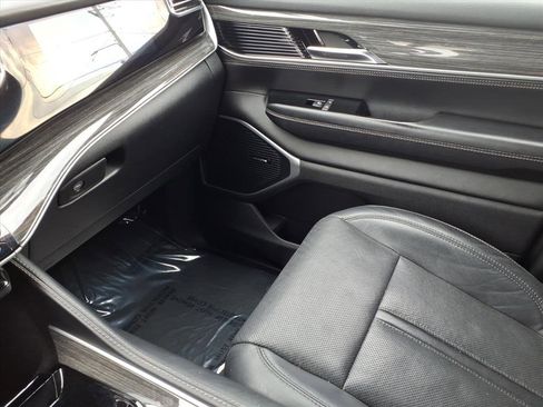 Used 2022 Jeep Wagoneer Series II image 23