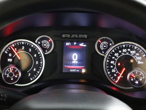 Used 2025 RAM 1500 Tradesman AWD/4WD image 24