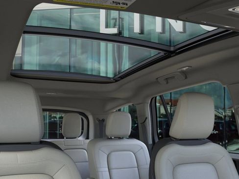 New 2026 Lincoln Aviator Reserve w/ Illumination Package RWD image 22