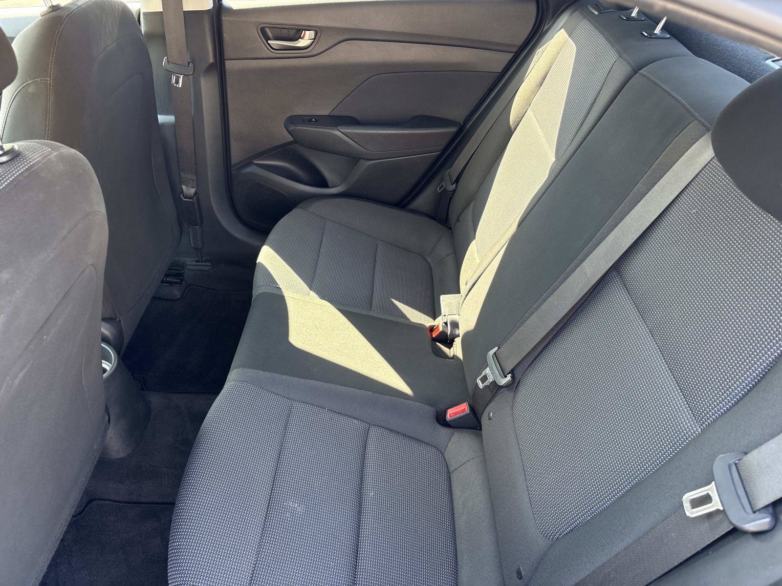 Used 2022 Hyundai Accent SE FWD image 30