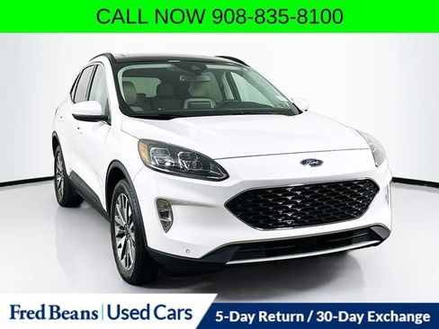 Certified 2022 Ford Escape Titanium w/ Class II Trailer Tow Package AWD/4WD image 1