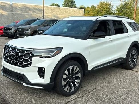 New 2027 Ford Explorer Platinum w/ LUX Leather Package AWD/4WD image 3