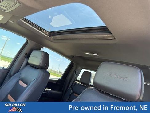 Certified 2021 GMC Sierra 1500 AT4 w/ AT4 Premium Package AWD/4WD image 18