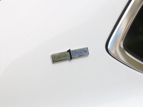 Used 2021 Bentley Bentayga image 32