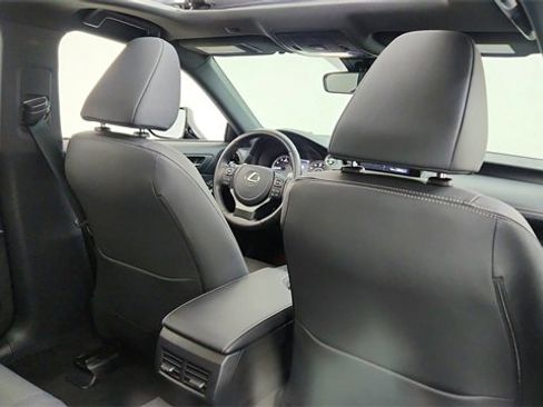 Used 2025 Lexus IS 350 F Sport image 27
