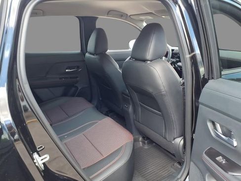 Certified 2025 Nissan Kicks SR FWD image 12