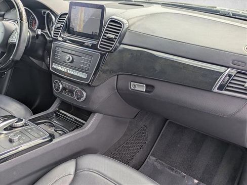 Used 2018 Mercedes-Benz GLE 43 AMG AMG GLE 43 image 22