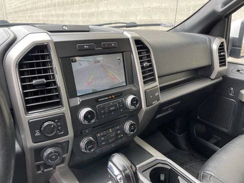 Used 2018 Ford F150 Lariat w/ Equipment Group 502A Luxury AWD/4WD image 19