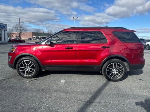 Used 2016 Ford Explorer Sport image 2