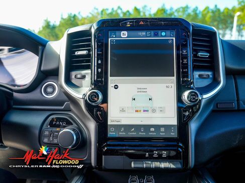 New 2026 RAM 1500 4x4 Crew Cab image 17