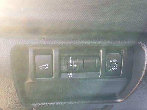 Used 2025 Subaru Forester Touring AWD/4WD image 16