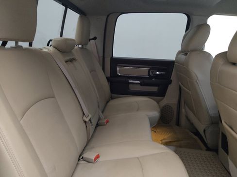 Used 2015 RAM 1500 Laramie w/ Convenience Group AWD/4WD image 19