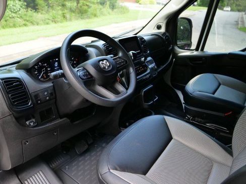 Used 2023 RAM ProMaster 1500 FWD image 2