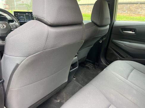 Used 2020 Toyota Corolla LE w/ LE Convenience Package FWD image 13