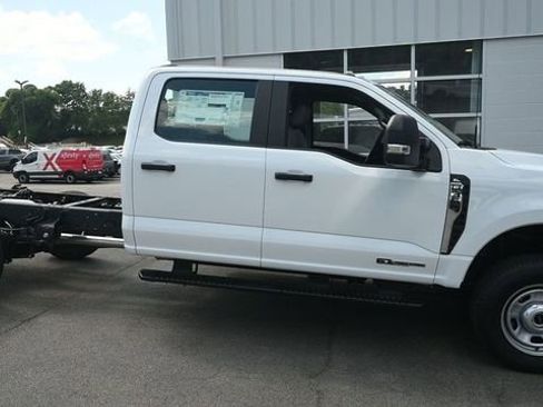 New 2026 Ford F350 XL AWD/4WD image 4
